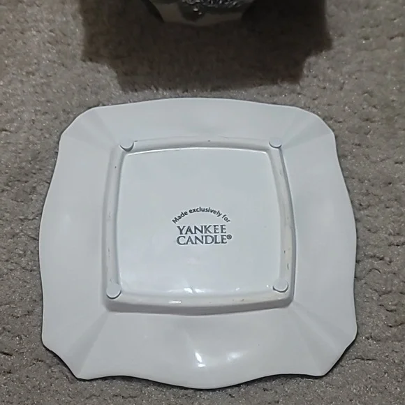 Yankee Candle Holder Holiday Set - Picture 6 of 8